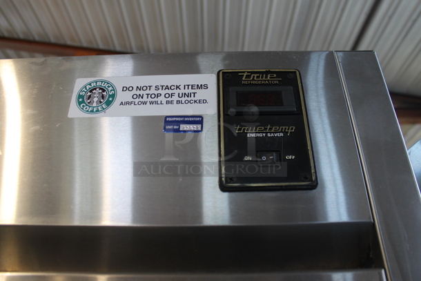 True TG2R-2S Stainless Steel Commercial 2 Door Reach In Cooler w/ Poly Coated Racks on Commercial Casters. 115 Volts, 1 Phase. Tested and Working! - Image 2 of 5