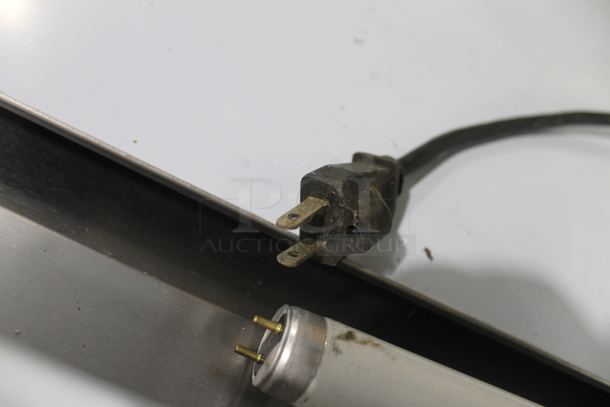 Waring Metal Commercial Immersion Blender. 115 Volts, 1 Phase. Tested and Does Not Power On
 - Image 6 of 6