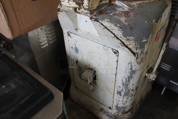 Erika Metal Commercial Floor Style Dough Divider.   - Image 4 of 4