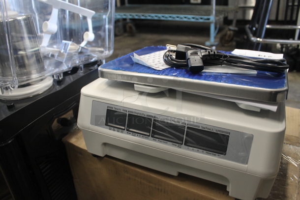 BRAND NEW IN BOX! Detecto DL1060 Metal Commercial Countertop 60 Pound Capacity Food Portioning Scale. Tested and Working! - Image 6 of 7