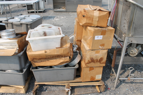 ALL ONE MONEY! Lot of Plastic Containers With Lids, Cake Pans, Colander, Ice Cream Scoopers, Large Pizza Pans, Baking Sheet, Wood Pallet AND MORE!  - Image 1 of 5