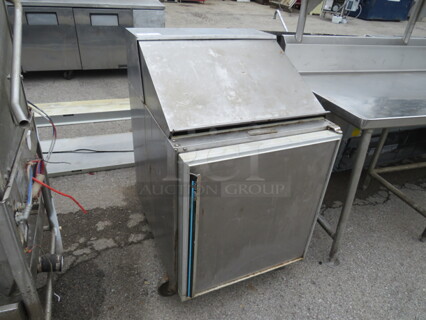 One Silver King 1 Door Prep Table With 1 Rack. 115 Volt. Model# SKP2712. Not Working. 27X34X45