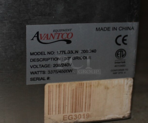 Avantco 177EG30N Stainless Steel Commercial Countertop Electric Powered Flat Top Griddle w/ Thermostatic Controls. 208/240 Volts, 1 Phase. - Image 4 of 4