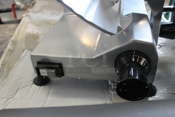 BRAND NEW SCRATCH AND DENT! Backyard Pro 554SL110E Stainless Steel Commercial Countertop Meat Slicer w/ Blade Sharpener. 120 Volts, 1 Phase. Tested and Working! - Image 7 of 9
