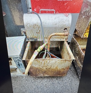 One Oil Filtration On Casters. 16X22X20