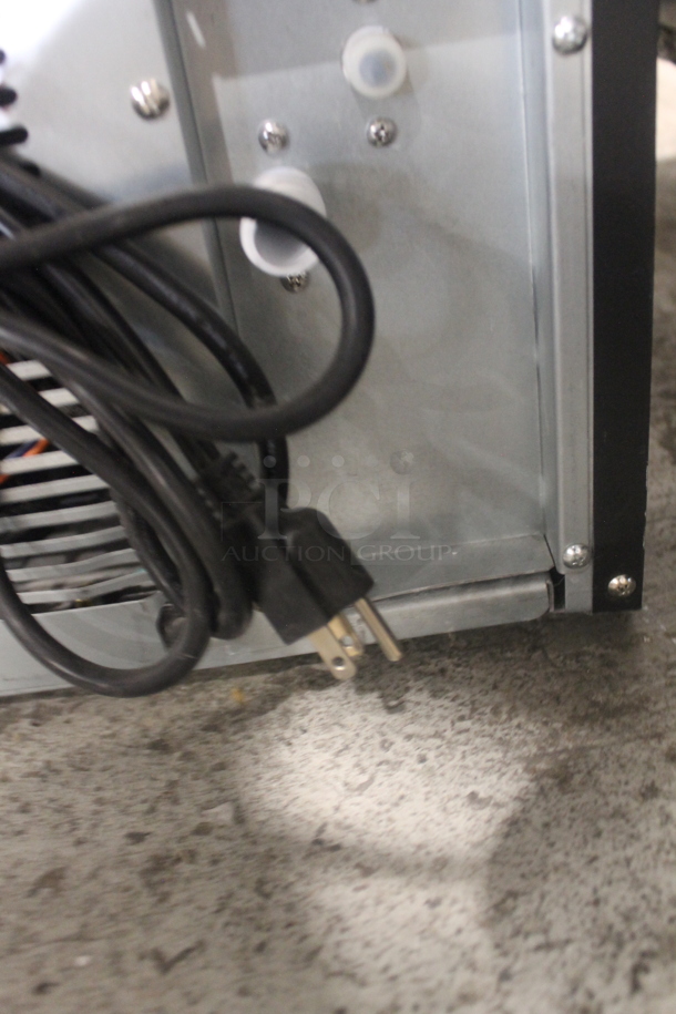 BRAND NEW SCRATCH AND DENT! 2021 Whynter UIM-502SS Stainless Steel Self Contained Ice Machine. 115 Volts, 1 Phase. 15x24x33. - Image 7 of 7