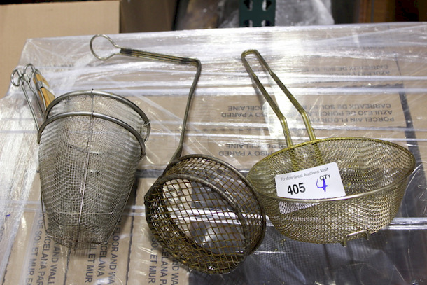 ALL FOR ONE! 4 Round Fry Baskets - Image 1 of 3