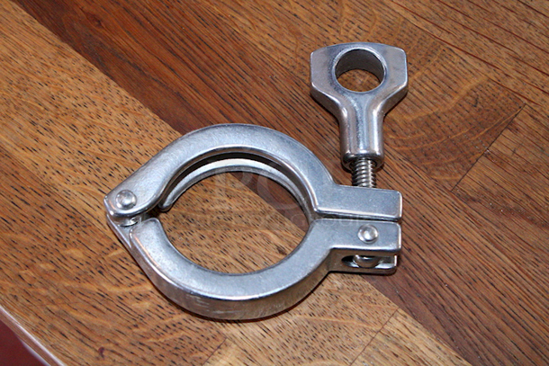 NEW-NEVER USED Glacier Tanks 1-1/2” Sanitary Clamps, Single Hinge, SS304 Stainless Steel. 8x Your Bid - Image 2 of 3