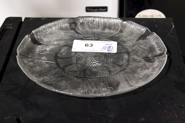 BEAUTIFUL!! Lot of 40 10" to 13" Glass Serving Platters! 40x Your Bid - Image 2 of 4