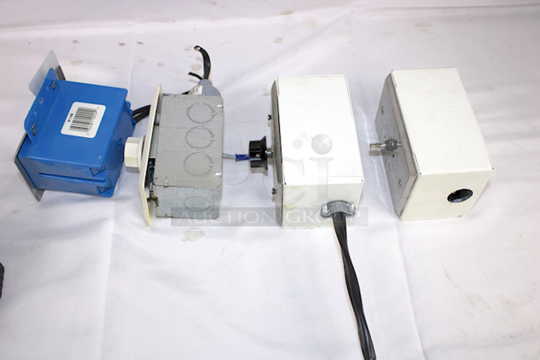 SWEET! (4) Atlas Single-Gang In-Wall Volume Controls and (1) Weatherproof External 70V Transformer 8 Ohm To 2.5, 5, 10, 15, 20W Taps - EW70V. ALL ARE IN WORKING ORDER. 5x Your Bid - Image 8 of 11