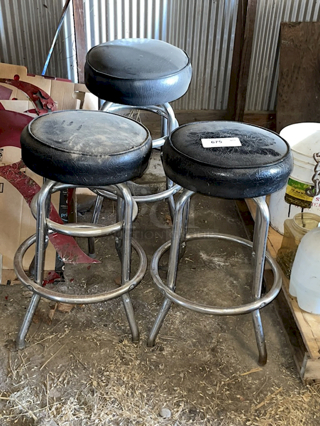 Metal Frame Barstools With Padded Seat and Foot Rests. 3x Your bid