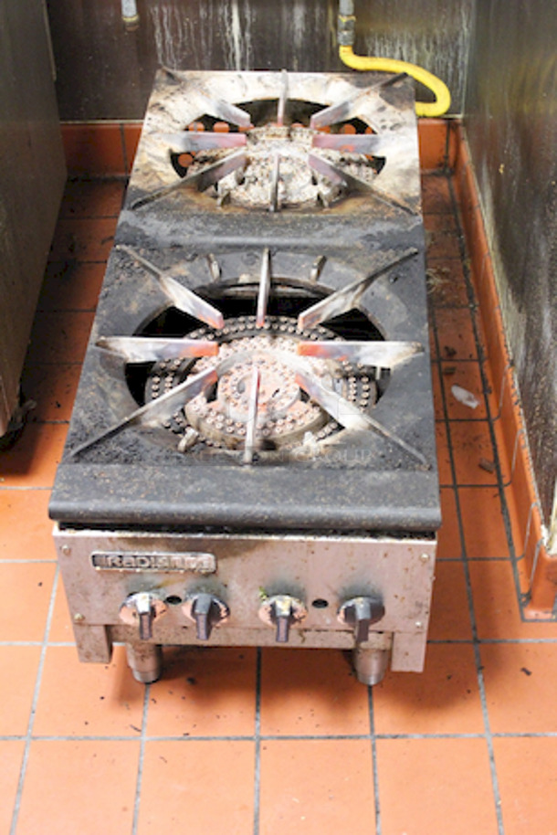  Radiance TASP-18S-D Stock Pot Range (2) 3-Ring Burners 158K BTU, Natural Gas. In Working Order. 18x41-1/2x18