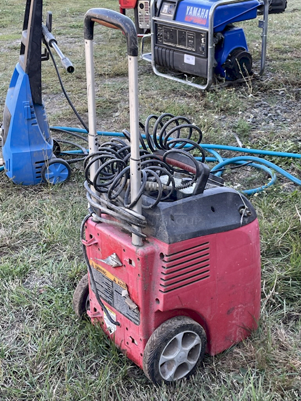 Husky Air Scout Air Compressor 2.0 SCFM @ 90 PSI/3.0 SCFM @ 40 PSI - Image 3 of 6