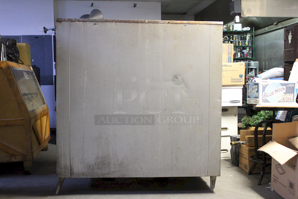 Scotsman BH1370E 1400lbs Capacity Ice Bin. 
56x40x59-1/2.
Legs Need To Be Adjusted.  - Image 7 of 8