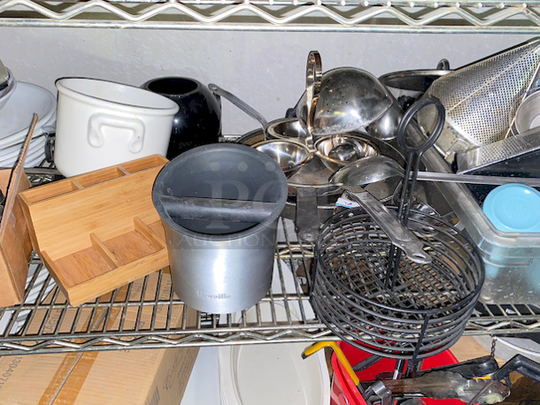 NICE MIX OF EVERYTHING! Cutting Boards, Dinnerware, Smallware and More!! Rack Not Included.  - Image 6 of 9