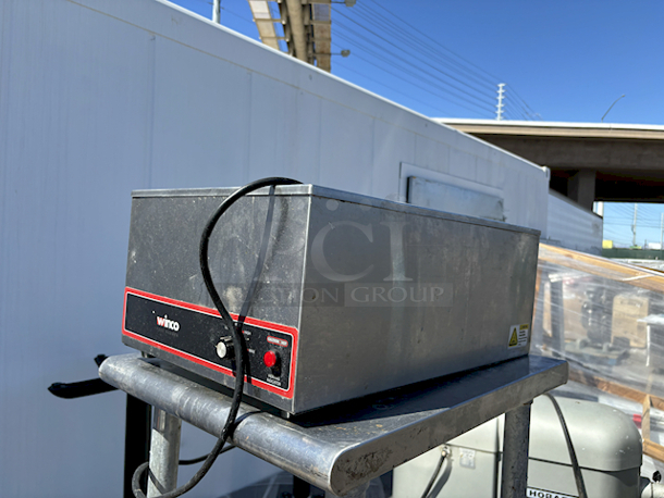 Winco FW-S500 Countertop Food Warmer - Wet w/ (1) Full Size Pan Wells, 120 V/60 Hz/1 ph. 10 A, 1200 W
 - Image 3 of 4