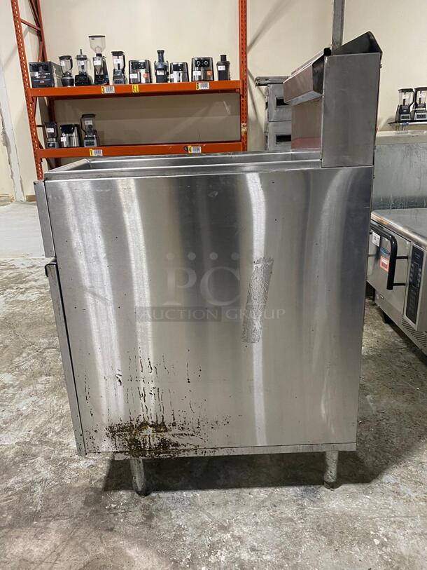WOW!! American Range deep fryer 35/50
 - Image 2 of 5