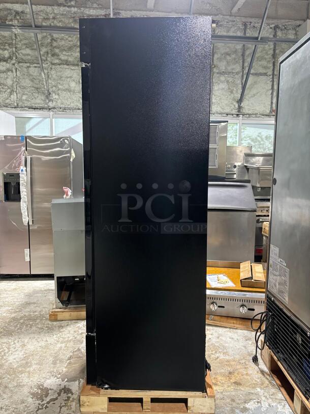 BRAND NEW Dukers DSM-15R Single Glass Door Refrigerated Merchandiser 27"
 - Image 5 of 6