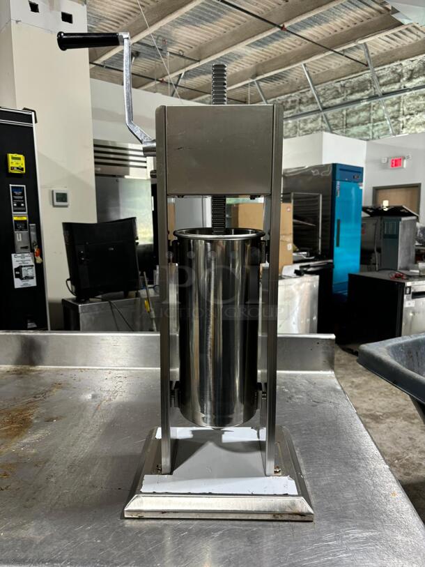 Hakka Sausage Stuffer 2 Speed Stainless Steel Vertical Sausage Maker
 - Image 5 of 5