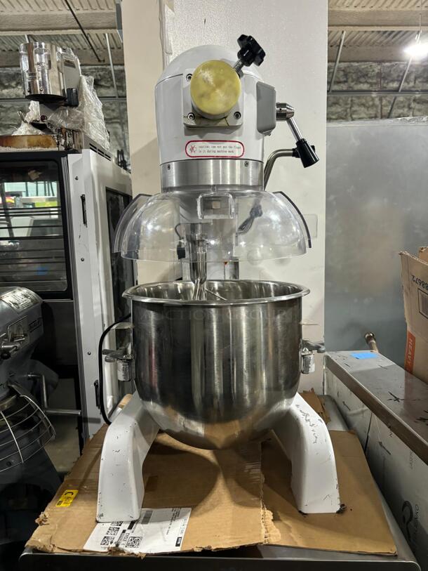Prepline HL-B20M 20 Qt. Gear Driven Planetary Mixer with Guard - Image 5 of 6