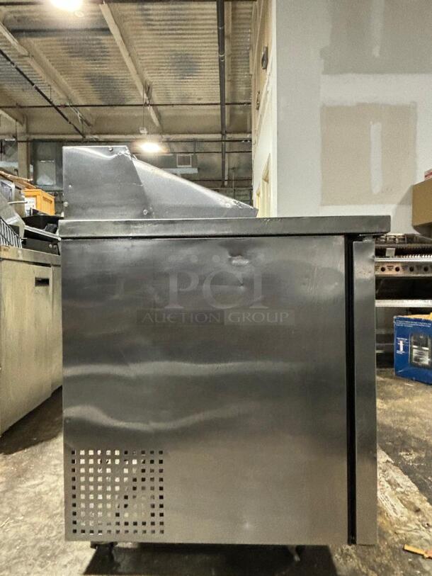 True TSSU-60-16 60" Sandwich/Salad Prep Table w/ Refrigerated Base, 115v
 - Image 2 of 6