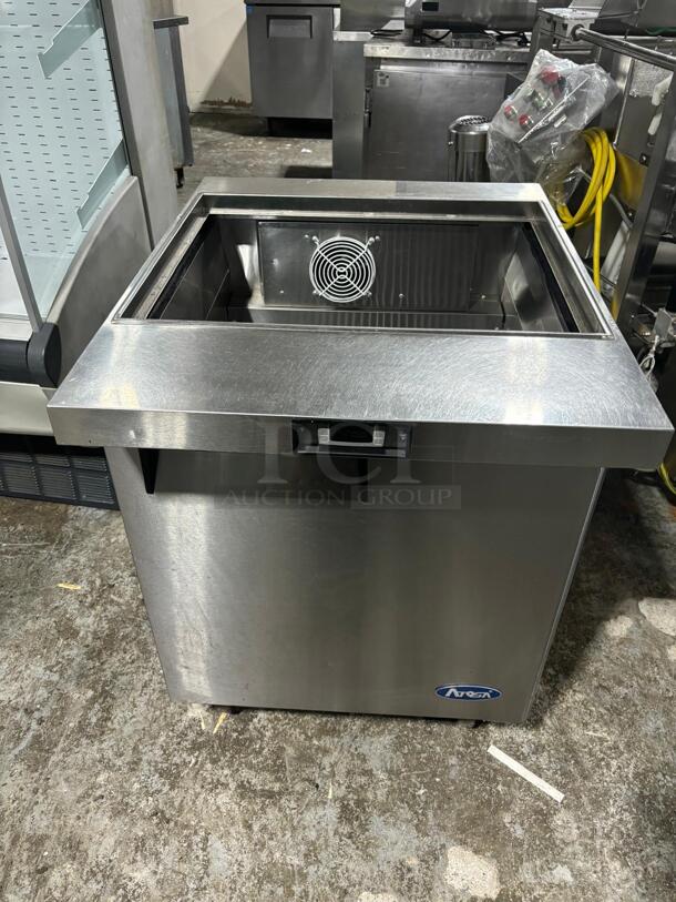 Atosa MSF8305GR 27" Single Door Sandwich/Salad Mega Top Prep Table
 - Image 3 of 8