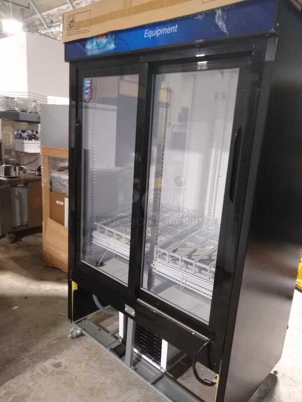 Dukers DSM-40SR Commercial Glass Sliding 2-Door Merchandiser Refrigerator in Black
 - Image 6 of 9