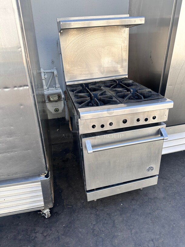 US Range Commercial 4 Burner With Oven Gas Range Working - Image 6 of 7