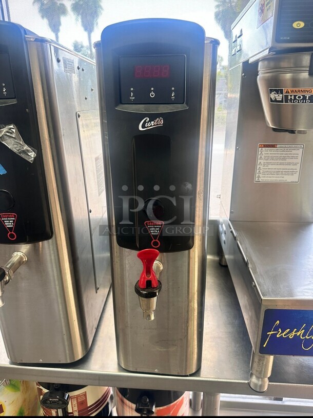 Excellent Condtion! Curtis WB5NL Commercial Hot Water Dispenser - 5 gal., 120 Volt Tested and Working! - Image 1 of 5
