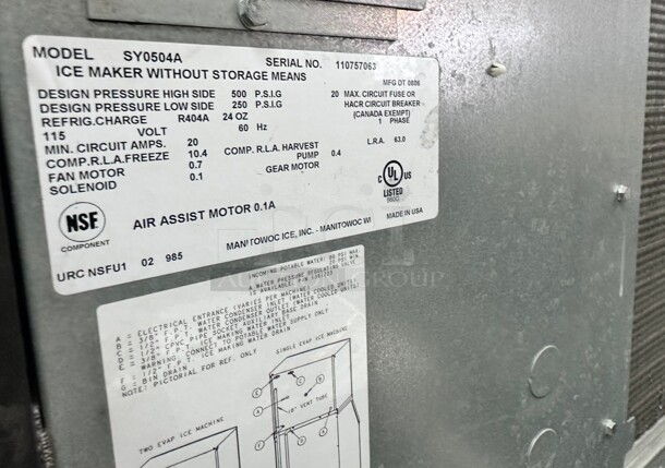 Working Manitowoc SY-0504A Air cooled ice maker 115 Volt With Ice Bin  - Image 7 of 9