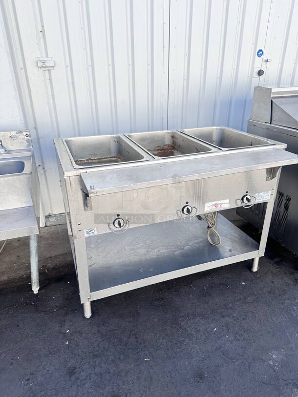 Duke E303 Aerohot Electric 3-Well Steamtable Hot Food Unit, 120V Working - Image 7 of 7