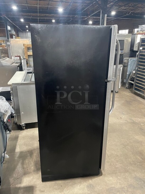 Frigidaire Stainless Steel Refrigerator/Freezer Combo! With Racks & Shelves! 115V 1 Phase! Model: FFTR18D2QS3 SN: BA54213629! - Image 3 of 9