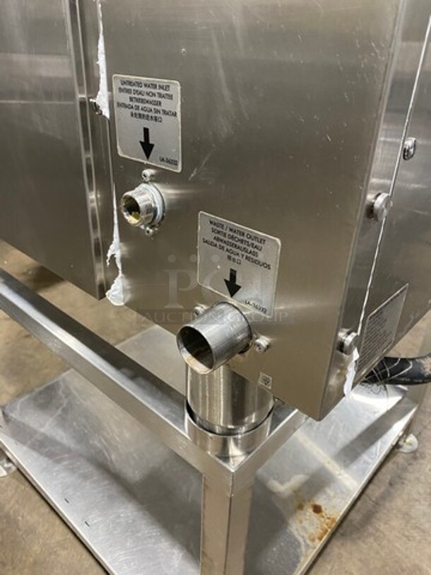 LATE MODEL! 2015  Alto Shaam Commercial Electric Powered Combitherm Convection Oven! With Underneath Storage Space! All Stainless Steel! On Legs! Model: CTP1010E SN: 1523110000 208/240V 60HZ 3 Phase! Working When Removed!  - Image 10 of 12