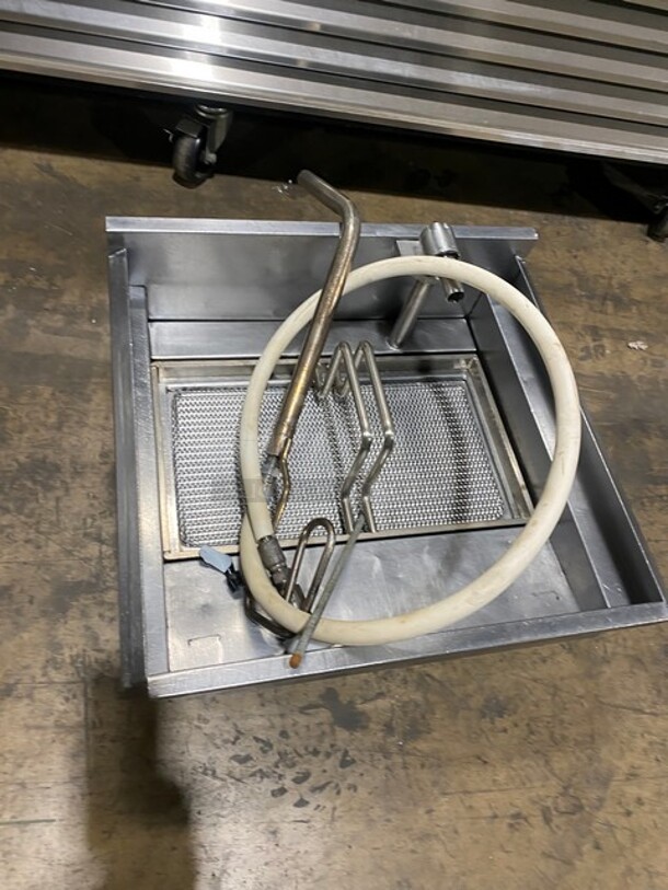 FAB! Pitco Frialator Commercial Natural Gas Powered 4 Bay Deep Fat Fryer! With Middle Fryer Basket Rack! With Oil Filter System! All Stainless Steel! On Casters! Model: SGH50 SN: G10DA010387 - Image 10 of 12
