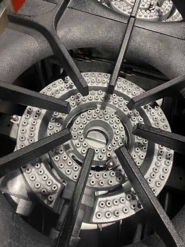 Imperial Commercial Countertop Natural Gas Powered 2 Burner Range! All Stainless Steel! On Small Legs! WORKING WHEN REMOVED! Model: ISPA182 SN: 07371118 - Image 6 of 9