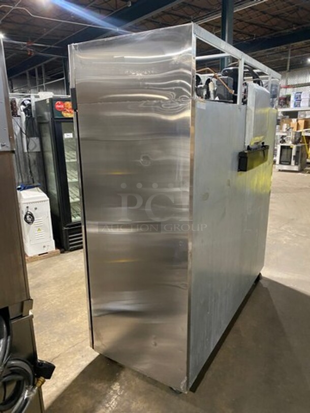 COOL! Turbo Air Commercial 3 Door Reach In Cooler! Poly Coated Racks! All Stainless Steel! On Casters! Model:M3F723 SN: M3F7L85018 115/208/230V 60HZ 1 Phase! Working When Removed! - Image 4 of 10