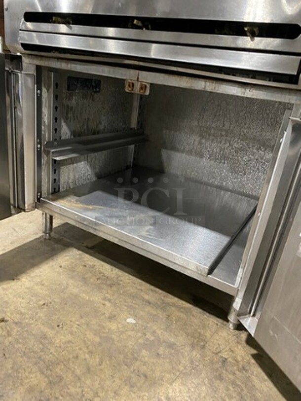 Vulcan Natural Gas Powered Char Broiler Grill! With Underneath Storage Space! All Stainless Steel! On Legs! Model: VCBB36B SN: 481841261 - Image 6 of 9