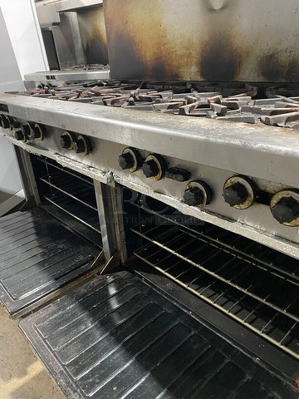 Garland Natural Gas Powered 10 Burner Stove! With 2 Full-Sized Convection Ovens! With Metal Oven Racks! With Raised Back Splash & Salamander Shelf! Stainless Steel! On Casters! WORKING WHEN REMOVED! - Image 7 of 11