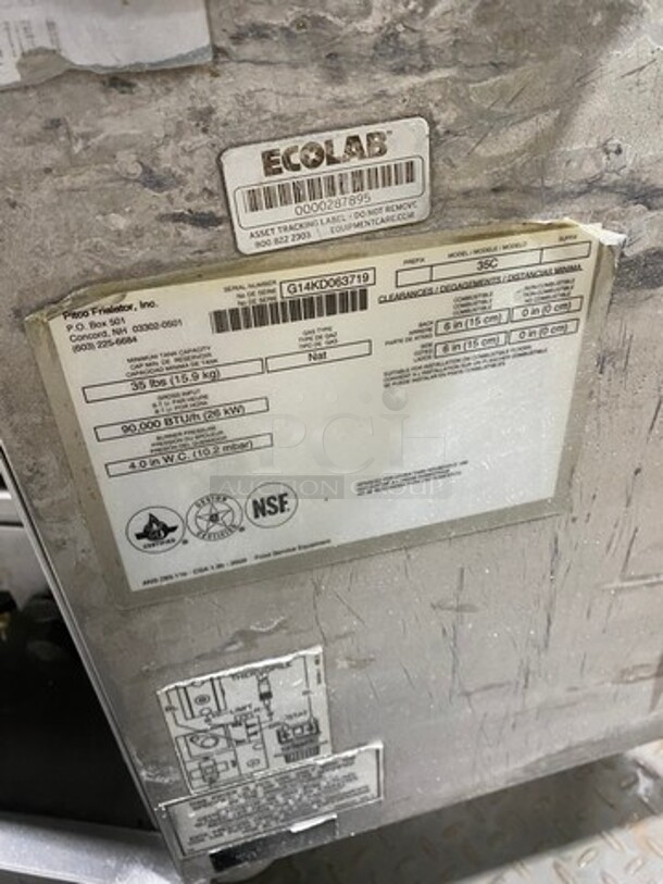 Pitco Commercial Natural Gas Powered Deep Fat Fryer! With 2 Metal Frying Baskets! All Stainless Steel! On Legs! Model: 35C SN: G14KD063719 - Image 8 of 9