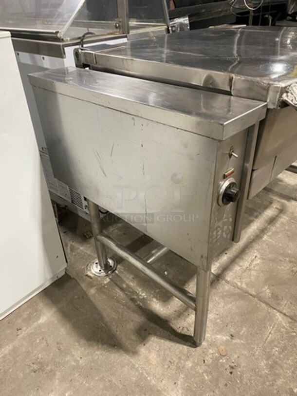 Vulcan Hart Commercial Electric Powered Tilt Skillet/Braising Pan! All Stainless Steel! On Legs! - Image 2 of 8