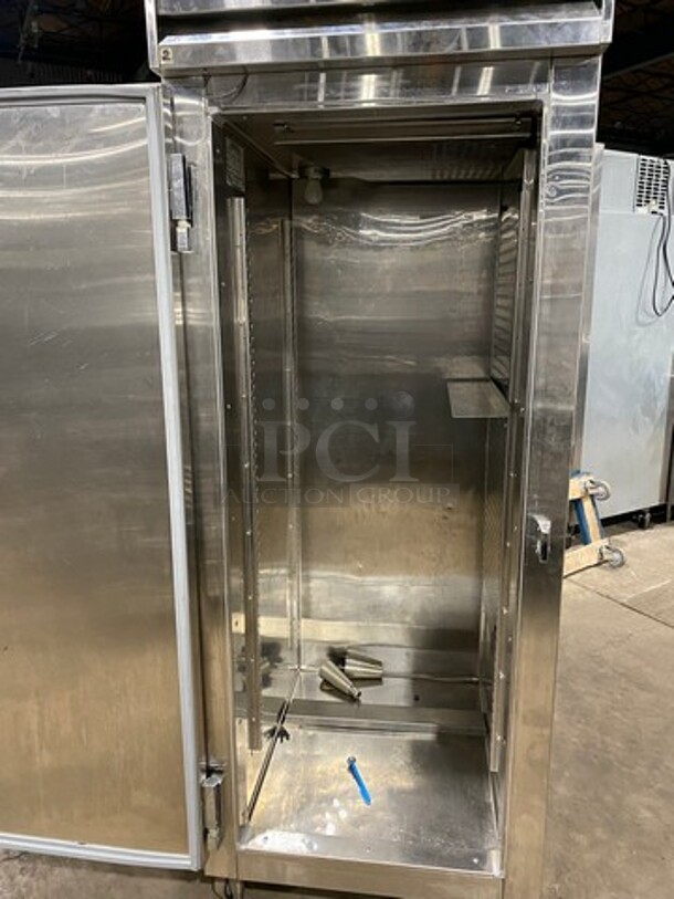 Continental Commercial Single Door Reach In Freezer! All Stainless Steel! On Legs! Model: DL1FESS SN: 14789764 115V 60HZ 1 Phase - Image 5 of 9