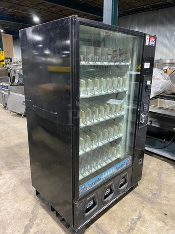 Dixie Narco Commercial Drink Vending Machine! With Bill And Coin Acceptor! Model: DN2054 SN: 11608 120V 60HZ 1 Phase - Image 2 of 10