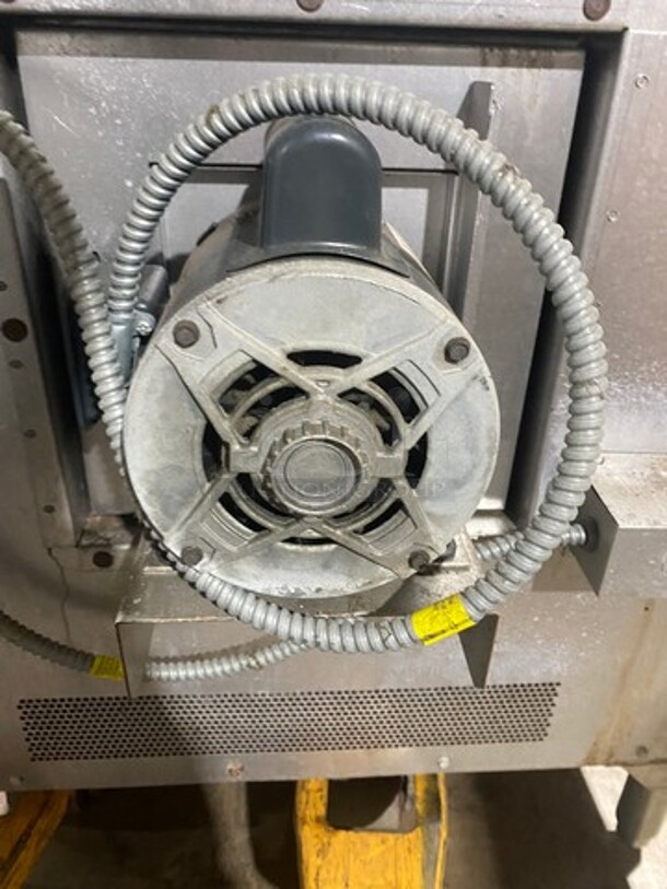 Vulcan Commercial Natural Gas Powered Double Deck Convection Oven! With View Through Doors! Metal Oven Racks! All Stainless Steel! On Legs! 2x Your Bid Makes One Unit! WORKING WHEN REMOVED! - Image 6 of 11