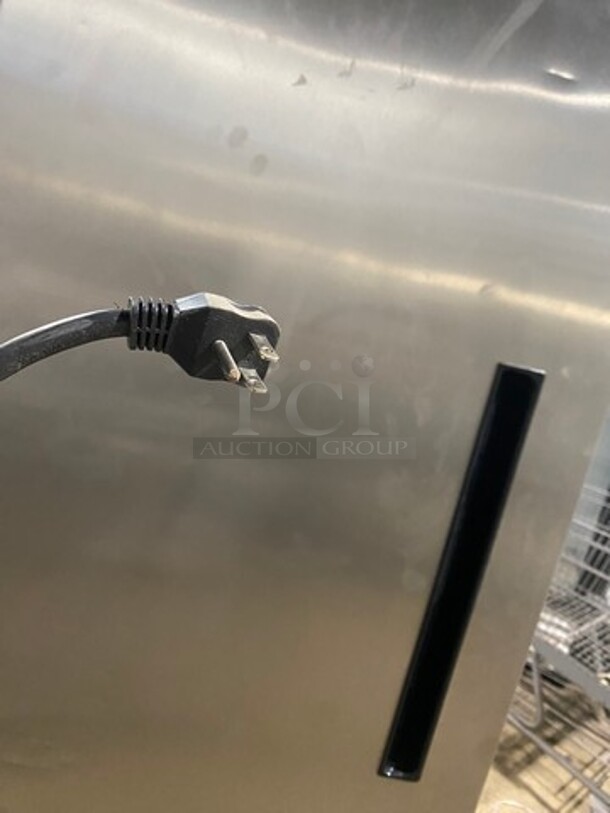 Artic Air Commercial Single Door Reach In Freezer! With Poly Coated Racks! Model AF23 Serial 444433! 115V 1Phase! On Casters! - Image 7 of 9