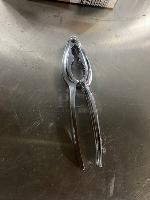 ALL ONE MONEY! NEW! IN THE BOX! Newstar Crab Leg Cracker Tool! - Image 3 of 5