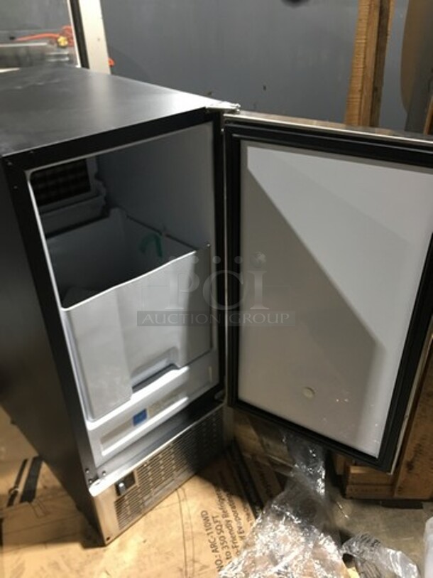 NEW! OUT OF THE BOX! SCRATCH-N-DENT! Whynter Undercounter Built In Ice Maker! 25LB Ice Capacity! All Stainless Steel! Model: UIM502SS 115V - Image 10 of 10