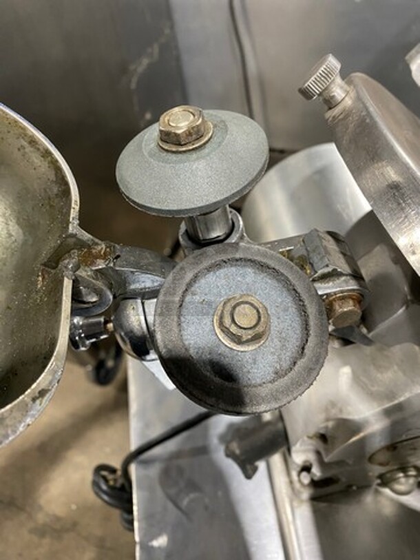 Globe Commercial Countertop Deli/ Meat Slicer! All Stainless Steel! - Image 8 of 9