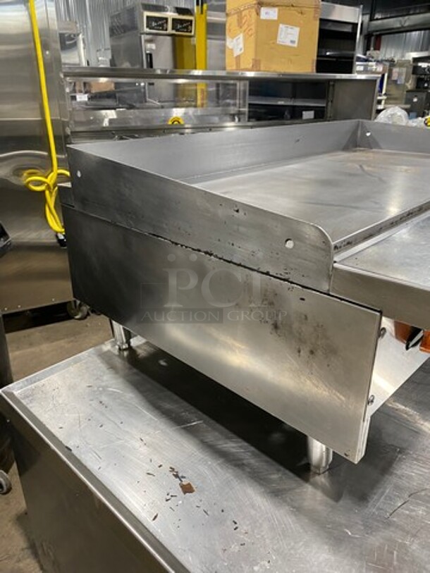 WOW! LATE MODEL! Sierra Commercial Countertop Natural Gas Powered Flat Top Griddle! With Back And Side Splashes! All Stainless Steel! On Small Legs! - Image 2 of 8