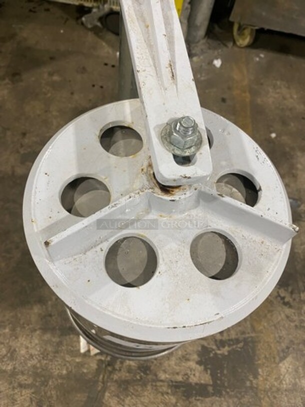 NEVER USED! Skymsen Countertop Automatic Ice Cream Mixer! Model: BAK16 SN: 000909 110/220V - Image 5 of 9