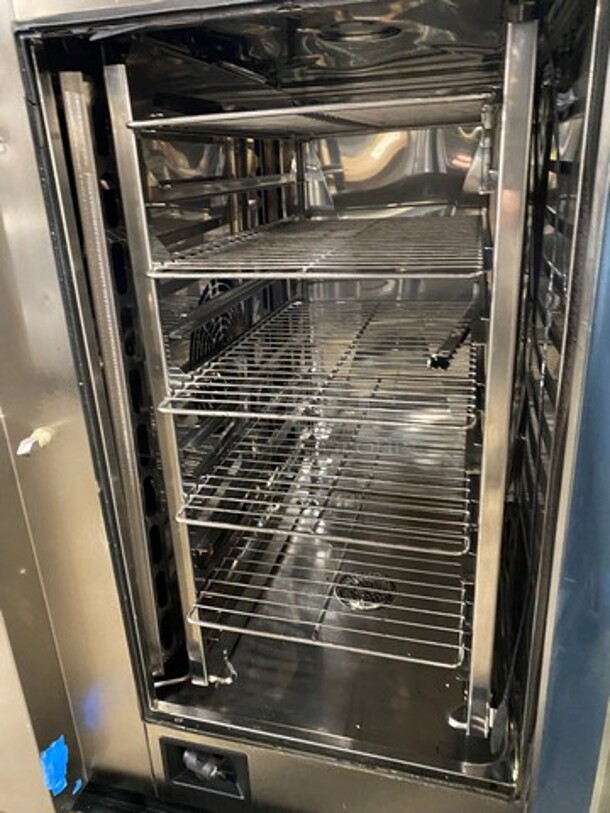 Fagor Commercial Natural Gas Powered Combi Oven! With View Through Door! Metal Oven Racks! All Stainless Steel! All Stainless! Model: AG101W SN: 8100200319 - Image 6 of 10